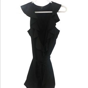 Guess Women’s Skort Shirt; Size; XS.  Excellent like new condition